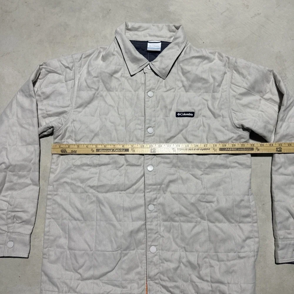 Columbia Landroamer Jacket Men's SZ M Tan Quilted Shacket Button Up Outdoor